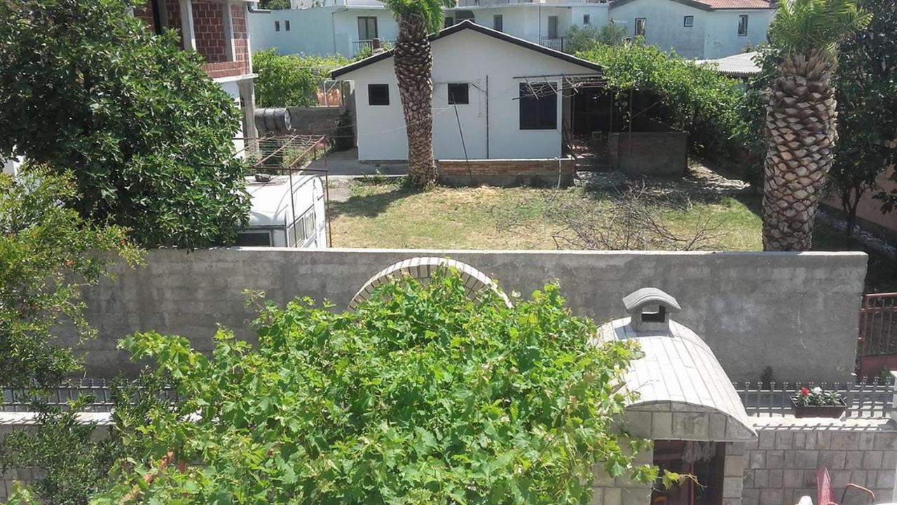 Apartments Avdic Сутоморе Экстерьер фото